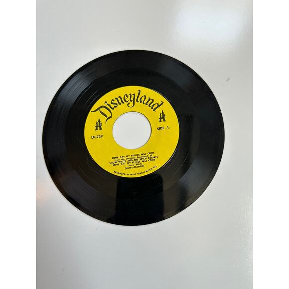 Vintage Disney Snow White and the Seven Dwarfs 1968 Vinyl Lp Record - Picture 3 of 8